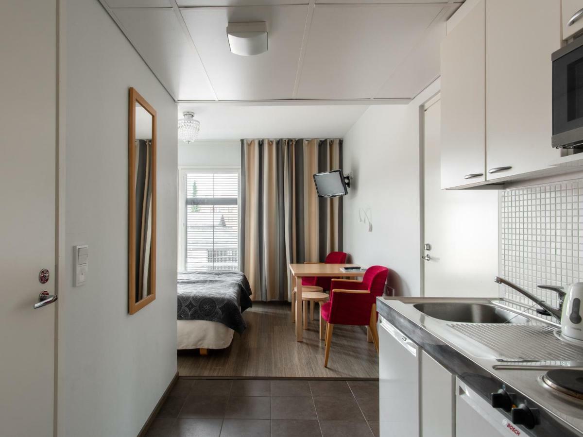 Hotel Jahtihovi Kuopio Extérieur photo