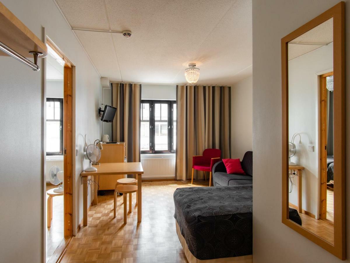Hotel Jahtihovi Kuopio Extérieur photo